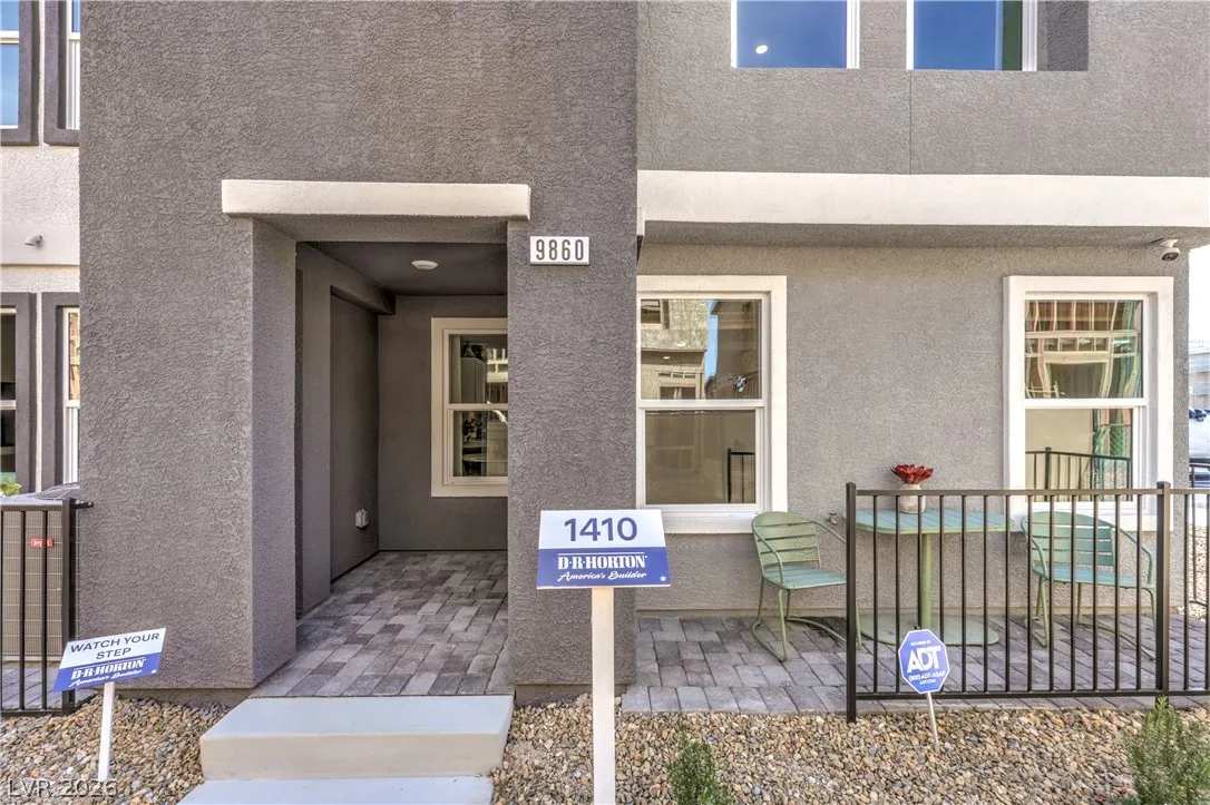 9865 Maple Pass Avenue — photo 2