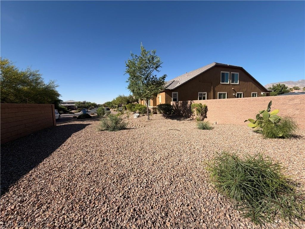 4895 Al Carrison Street — photo 4