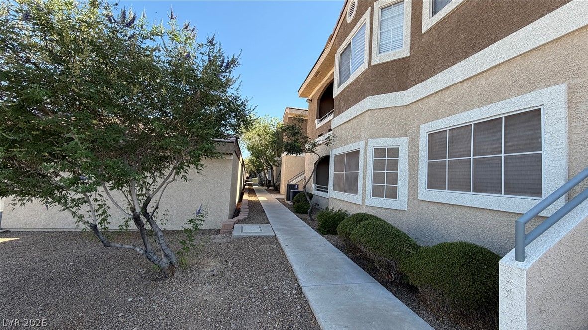 833 Aspen Peak Loop 1214 — photo 2