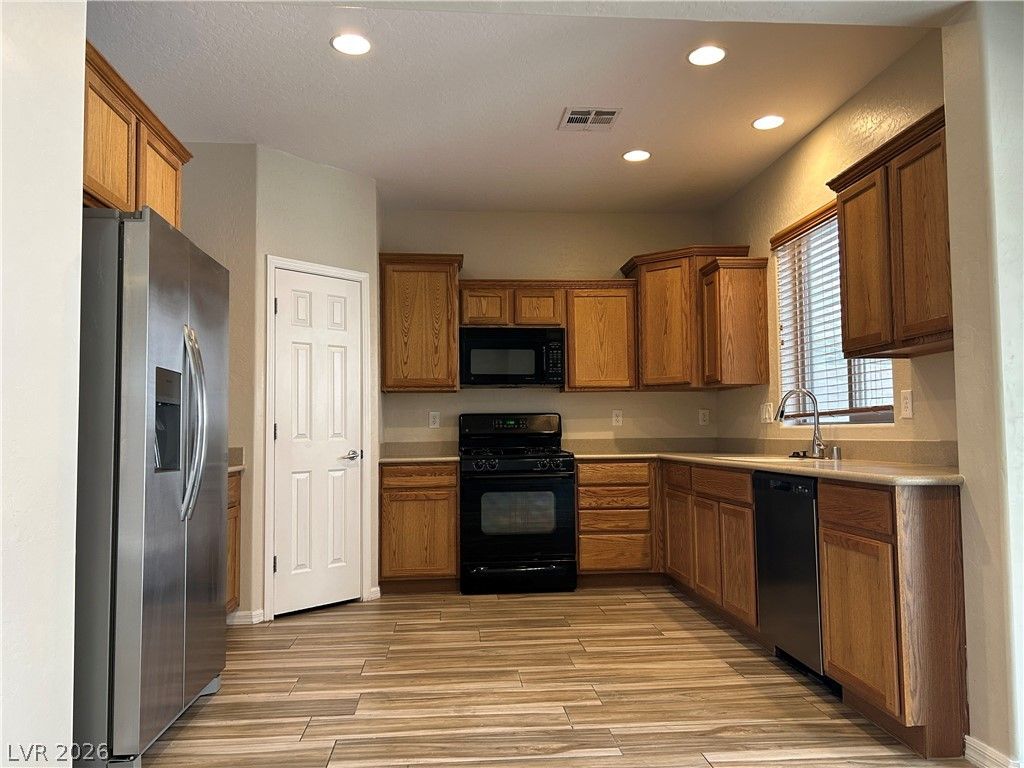 11908 Orense Drive — photo 4