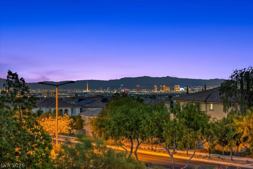 12021 Abbracci Avenue — photo 3