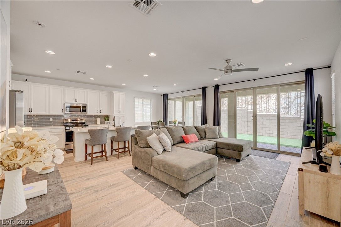81 Moon Hill Drive — photo 5