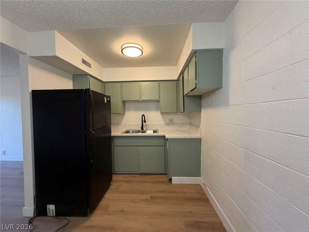 595 South Royal Crest Circle 8 — photo 5