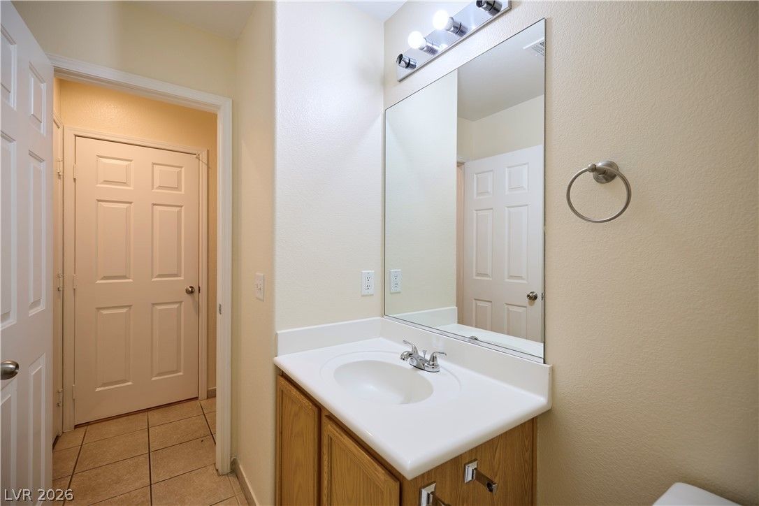 7880 Millbrookshire Way — photo 5 of 24