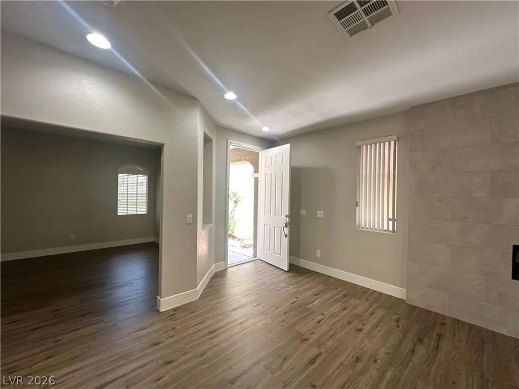 11126 Evvie Lane — photo 3
