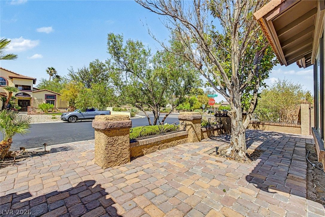 6815 Trinity Court — photo 3