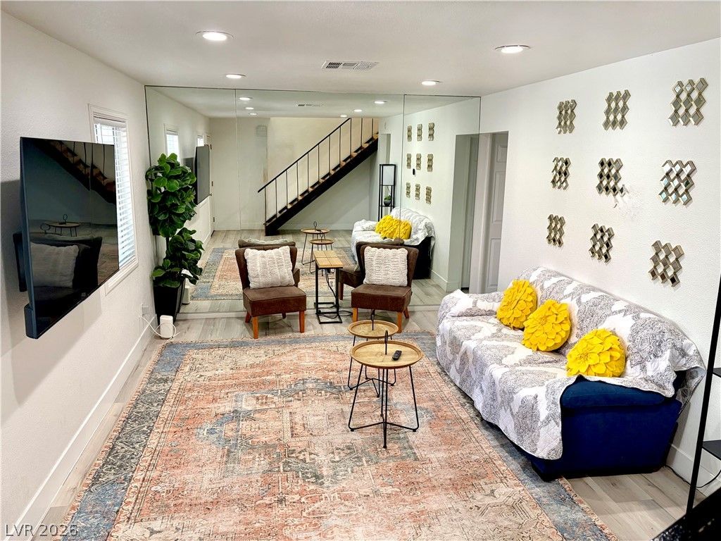 3914 Visby Lane — photo 3