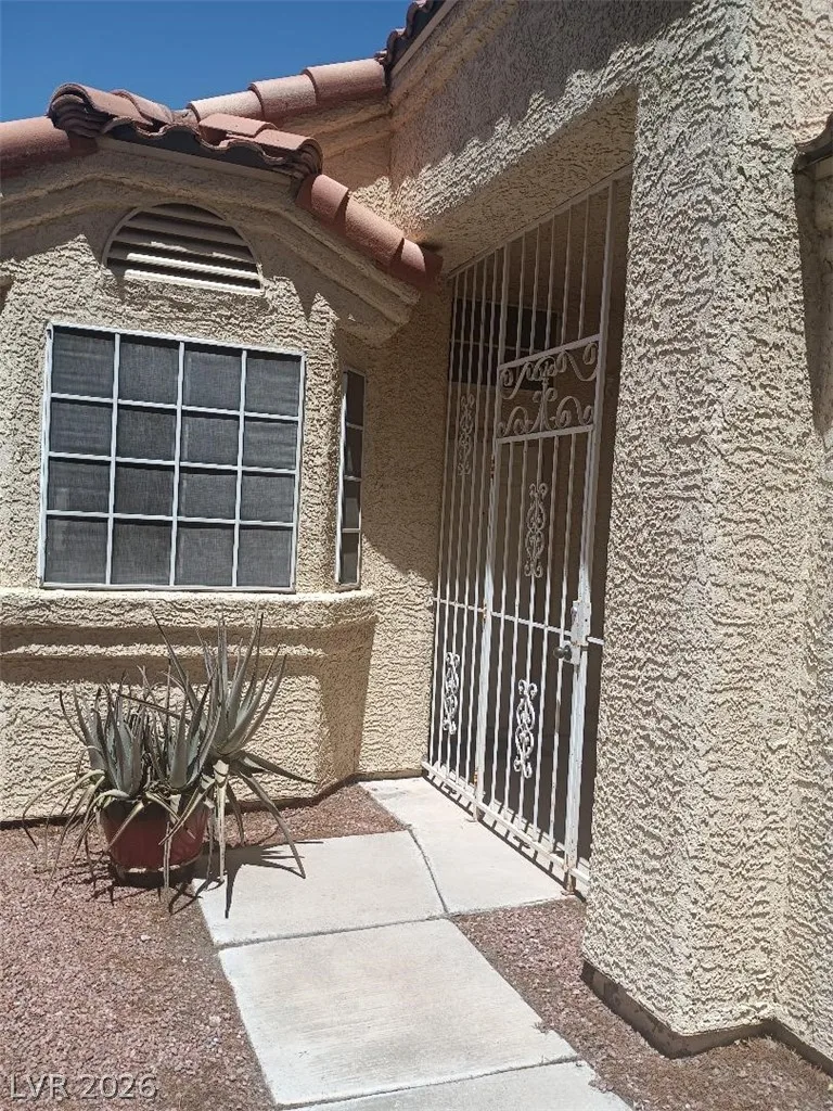 8183 Burnt Sienna Street — photo 4