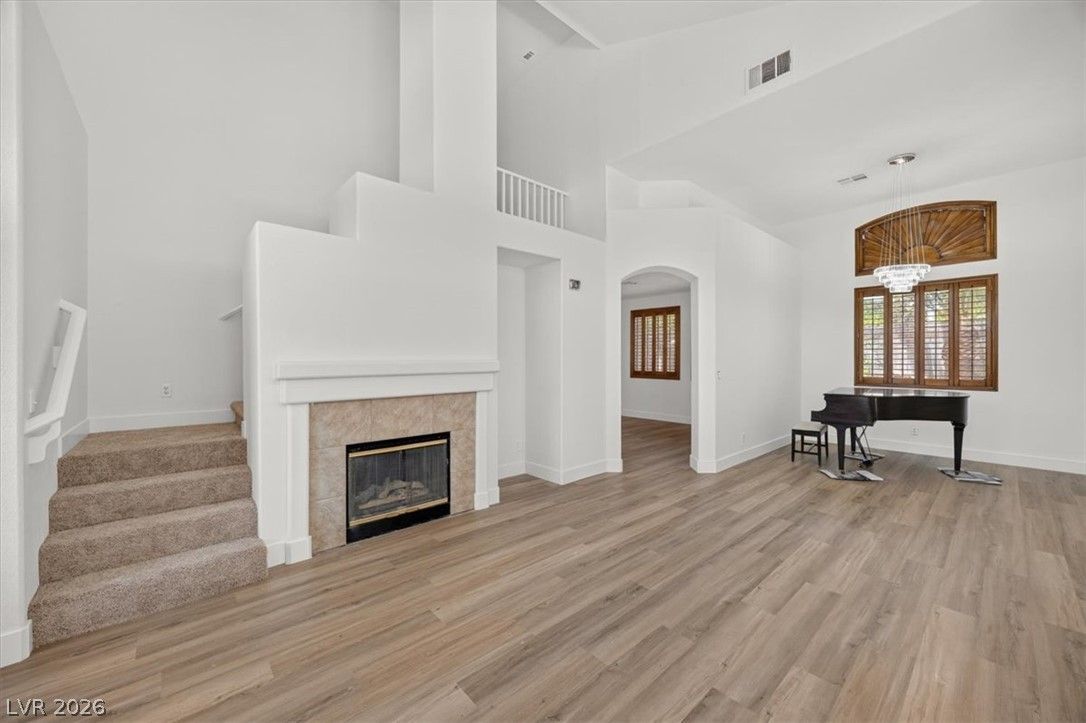 1025 Novara Lane — photo 5 of 41