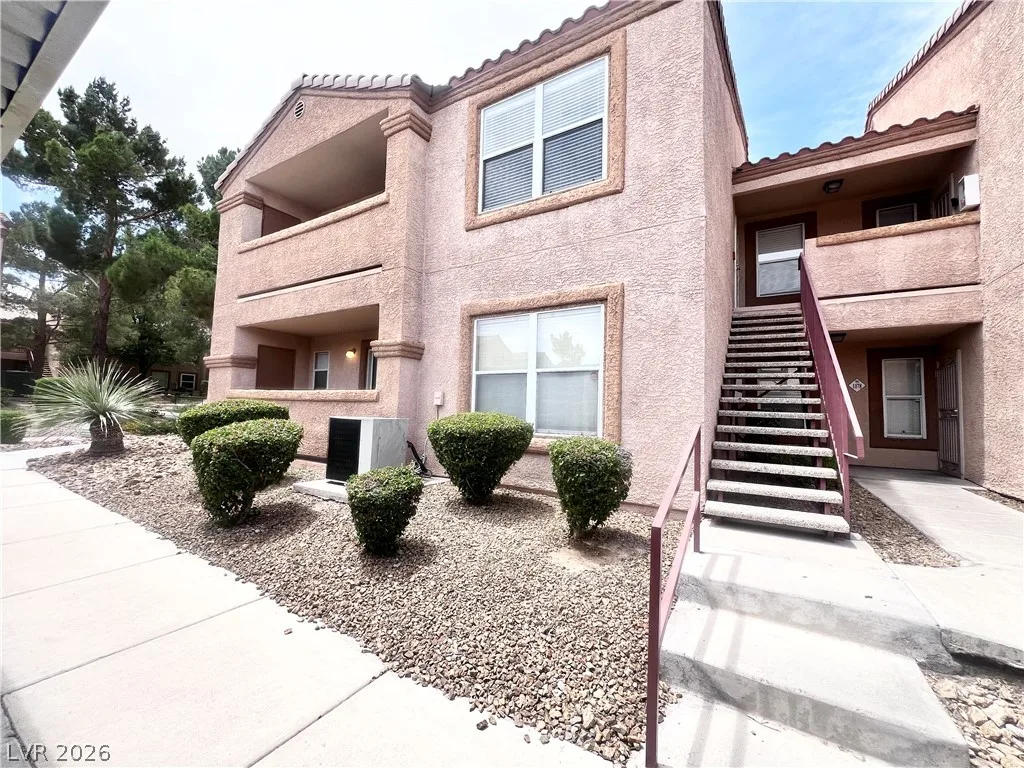 1150 North Buffalo Drive 1077 — photo 2