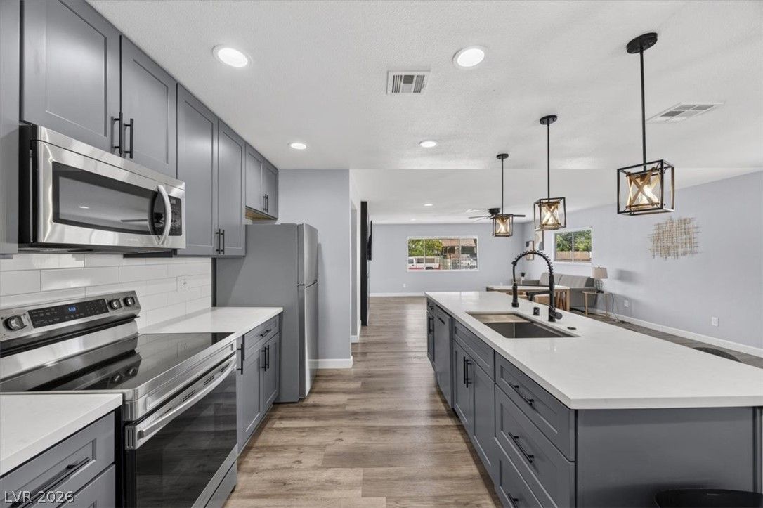 3210 Bluebird Street — photo 3