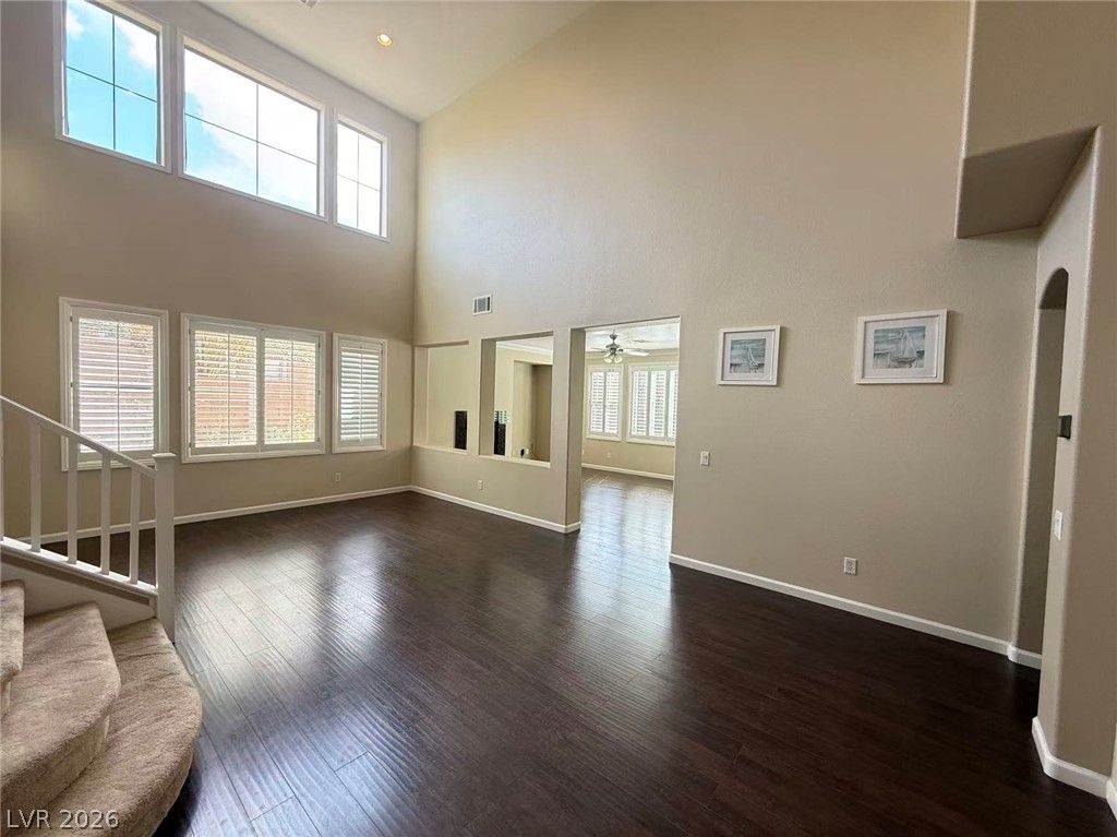 315 Carlisle Crossing Street — photo 3 of 20