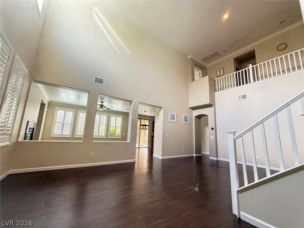 315 Carlisle Crossing Street — photo 5 of 20