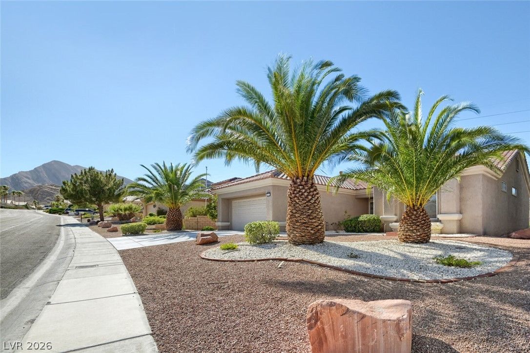 10312 Villa Ridge Drive — photo 5 of 39