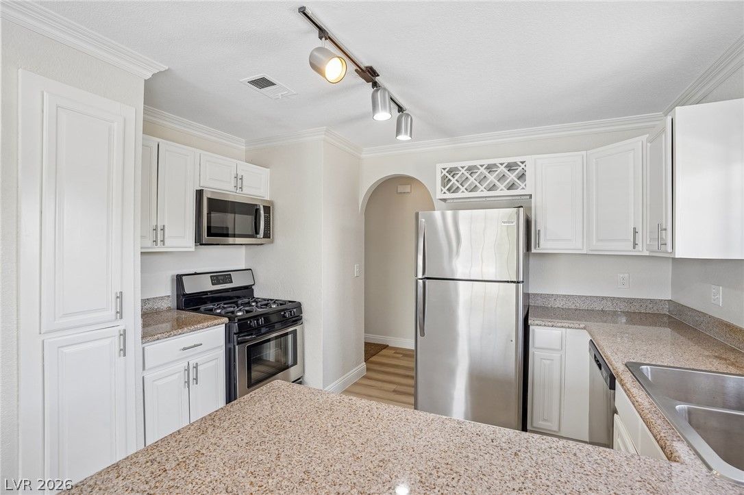 2700 North Rainbow Boulevard 2136 — photo 3