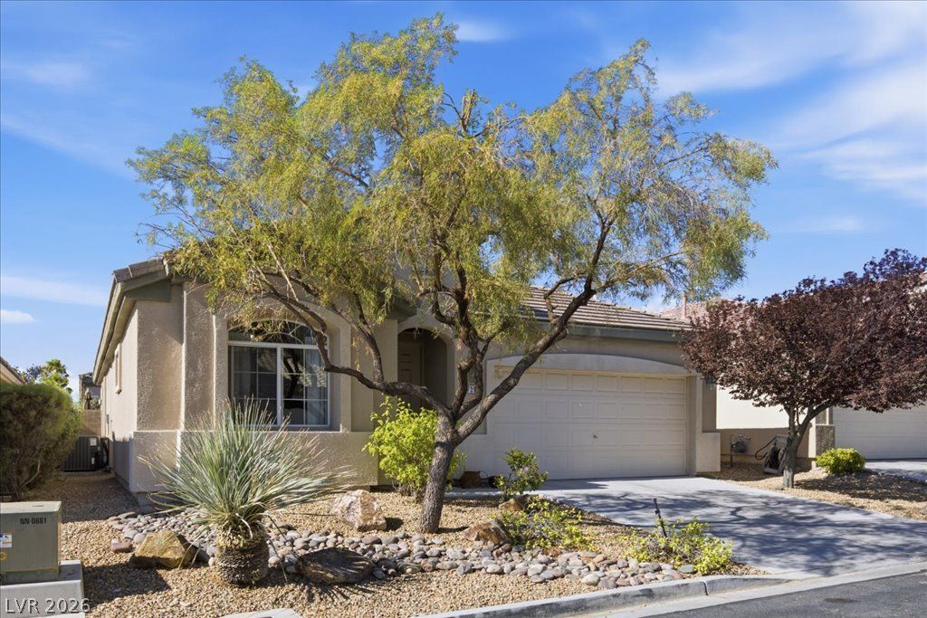 7395 Bedford Pine Court — photo 2