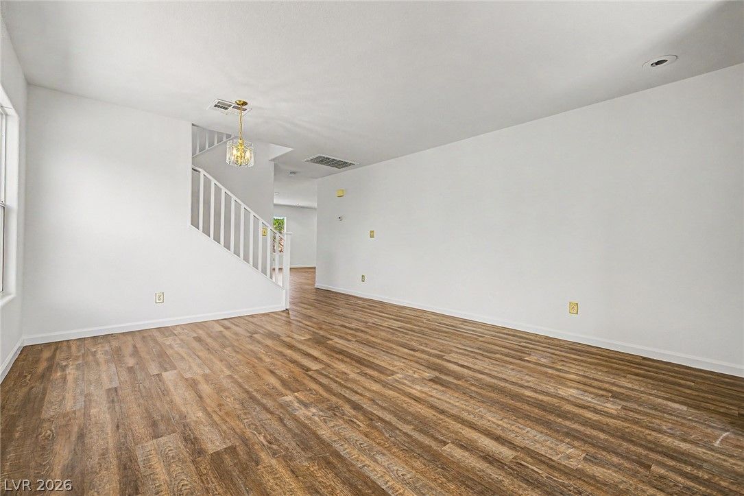 184 White Butte Street — photo 4