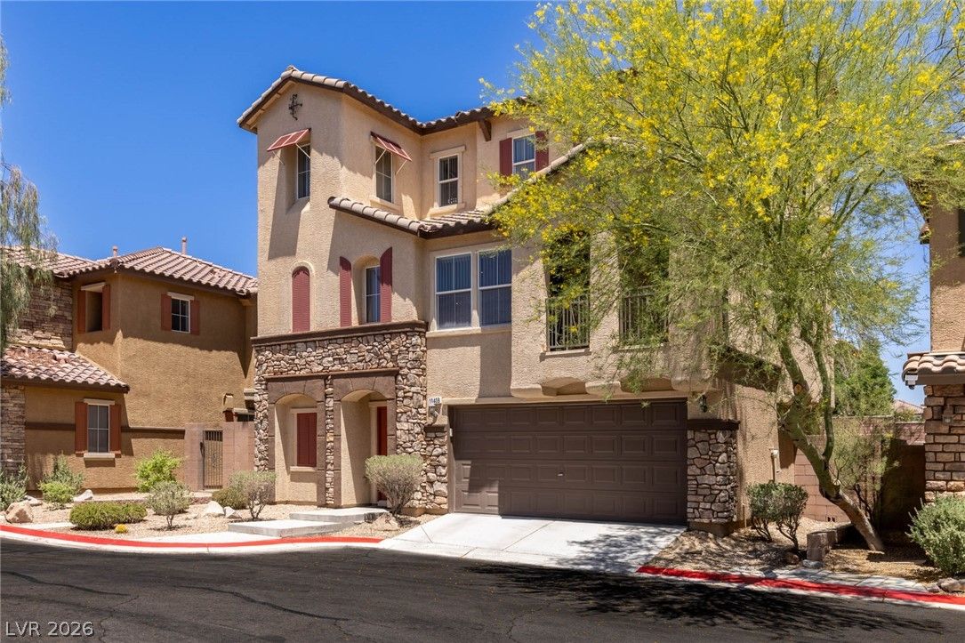 10408 Wildflower Gully Street — photo 2