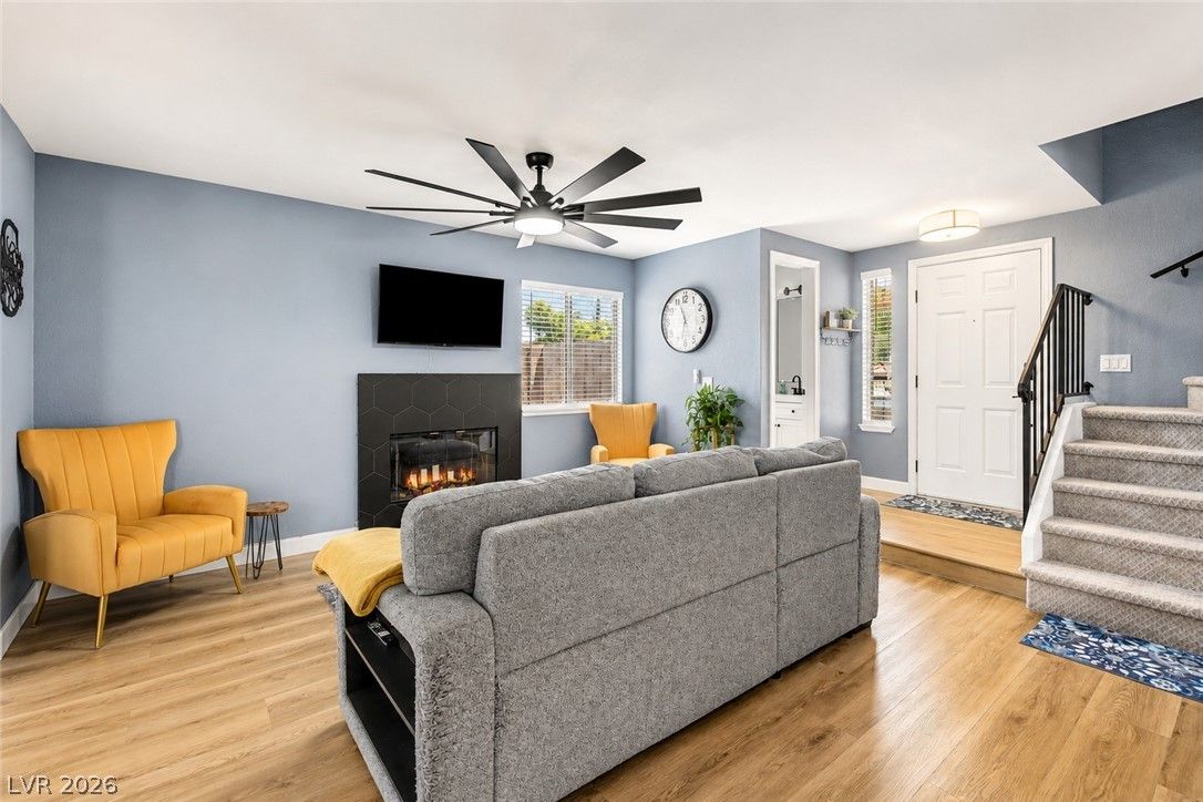 802 Fireweed Drive — photo 4