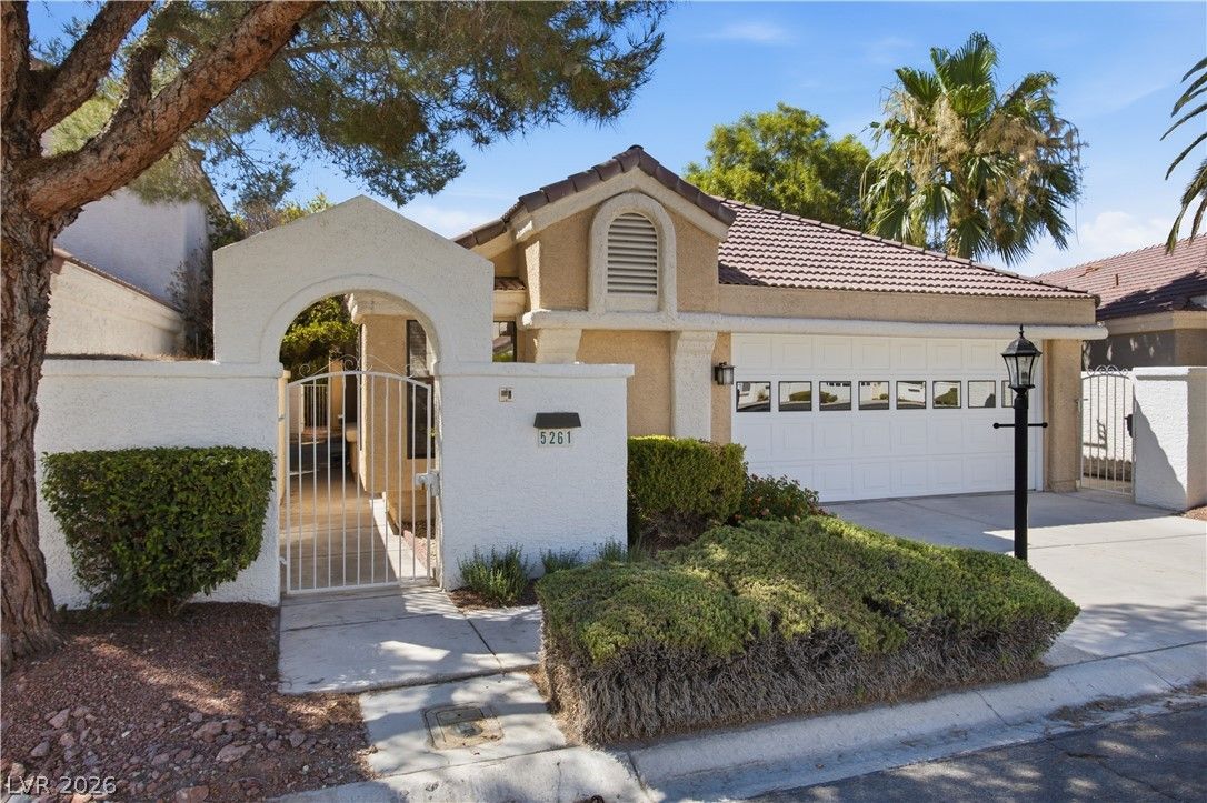 5261 Drifting Sands Court — photo 3 of 26