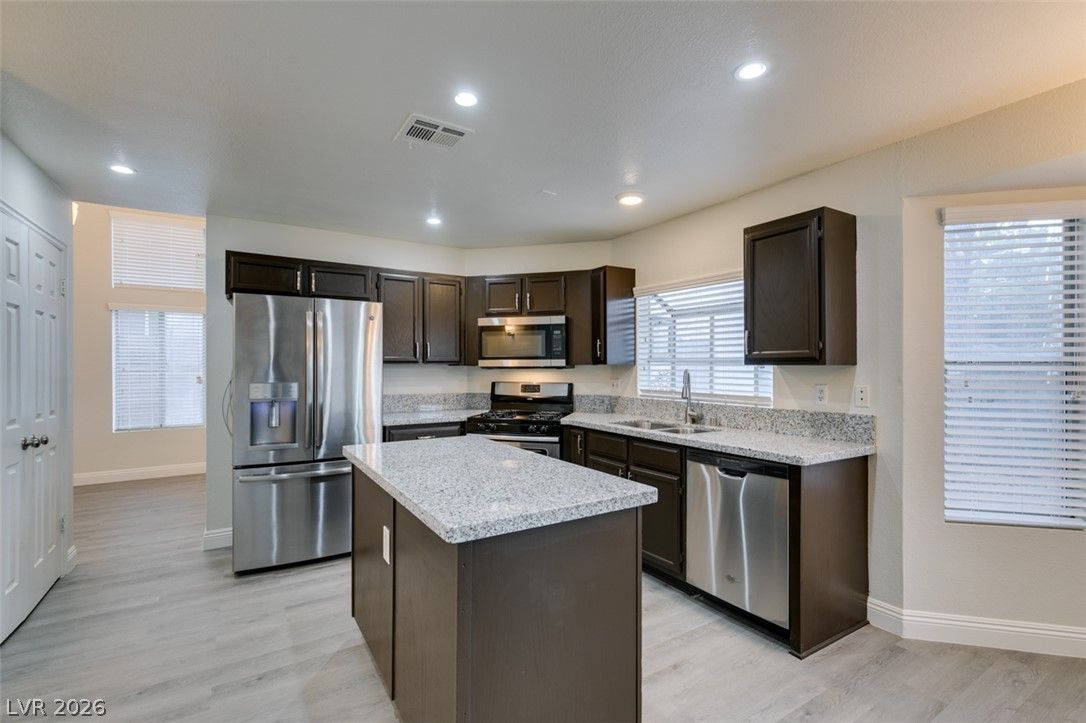 1738 Toltec Circle — photo 3