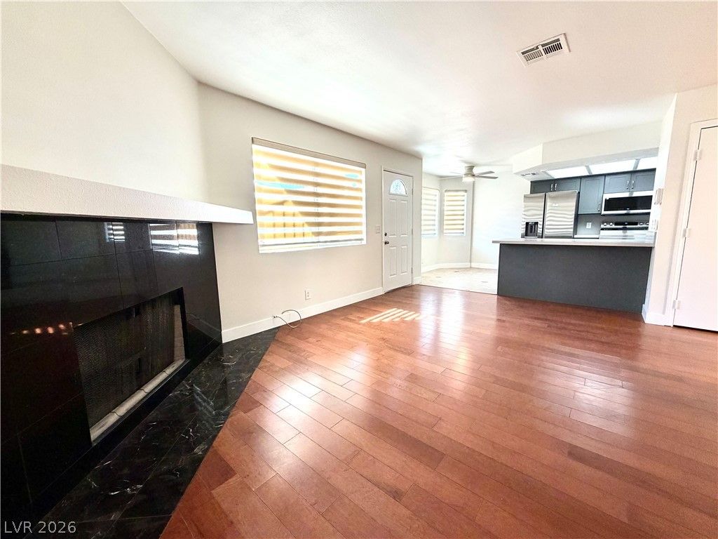 920 Rockview Drive 101 — photo 3
