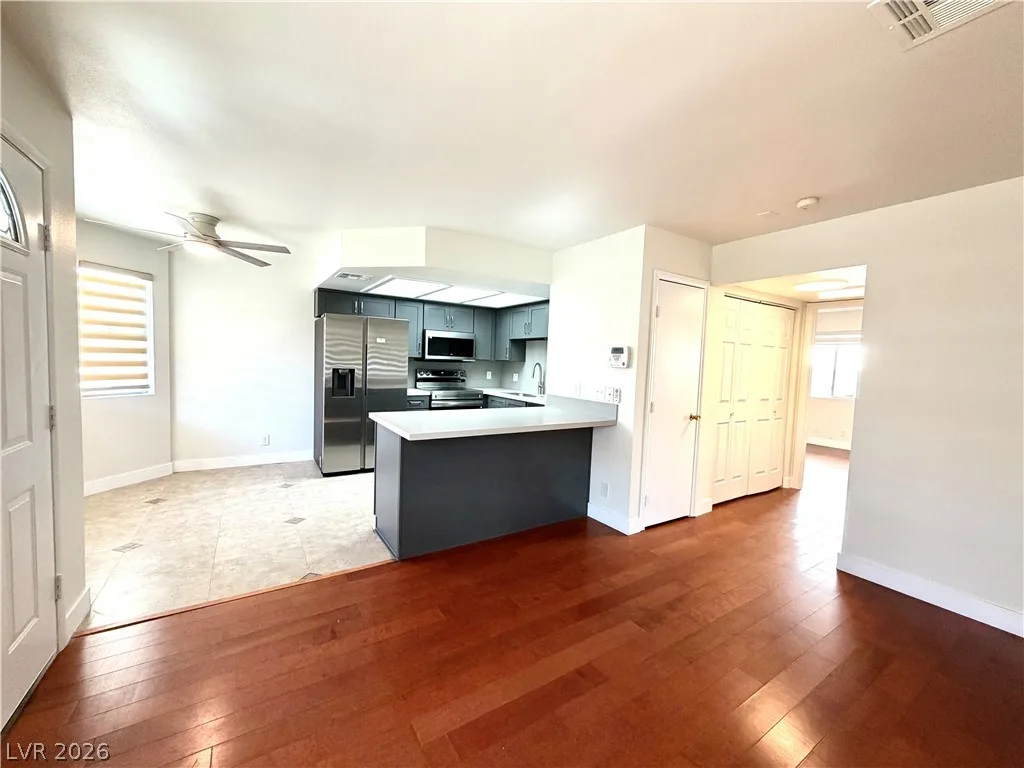 920 Rockview Drive 101 — photo 4