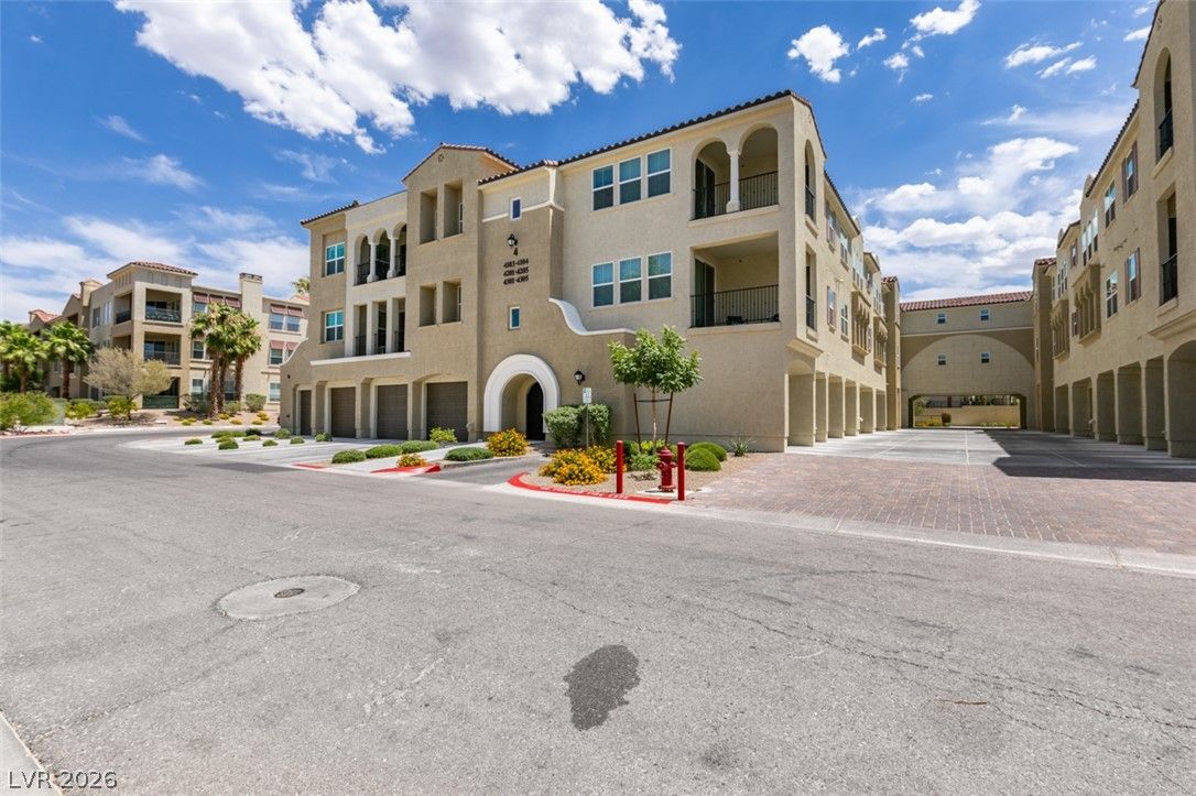 2555 Hampton Road 4104 — photo 2