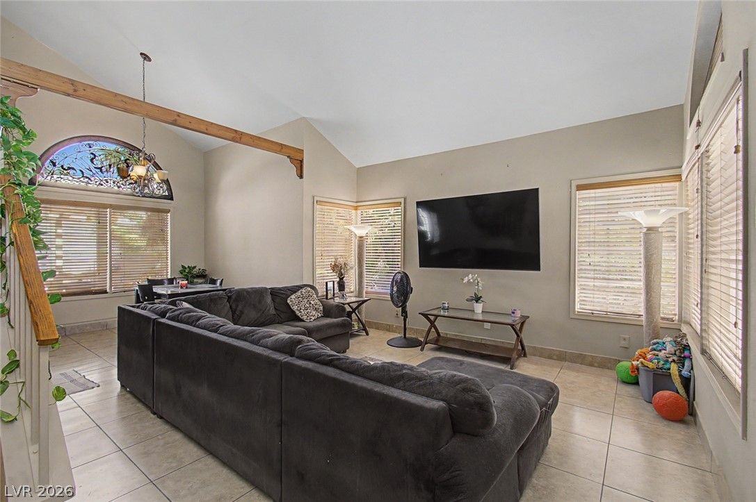 1340 Red Hollow Drive — photo 2