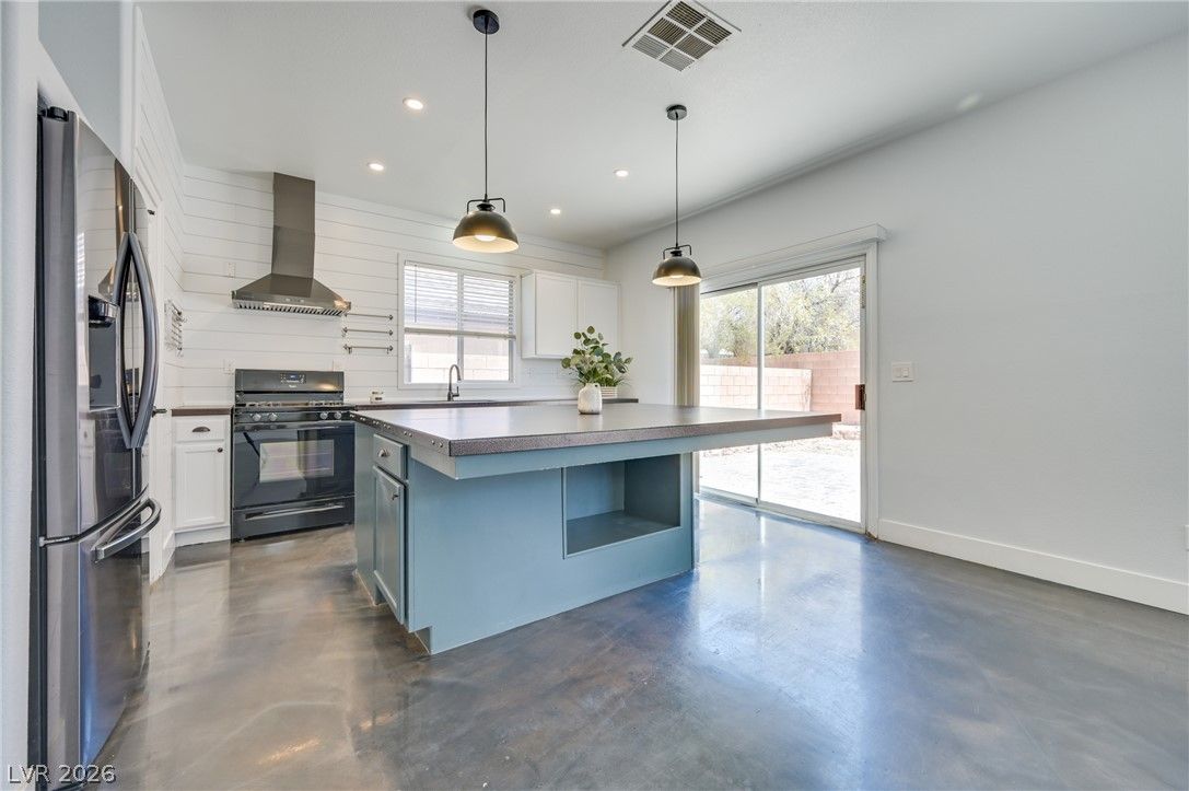 7016 Flowering Willow Street — photo 5