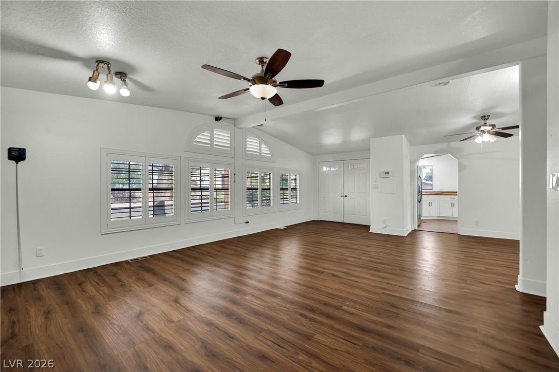 504 Mona Lane — photo 4