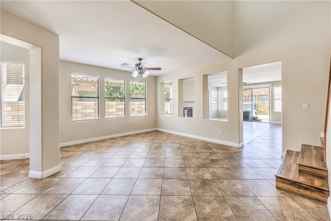 1044 VIA SAINT LUCIA Place — photo 3