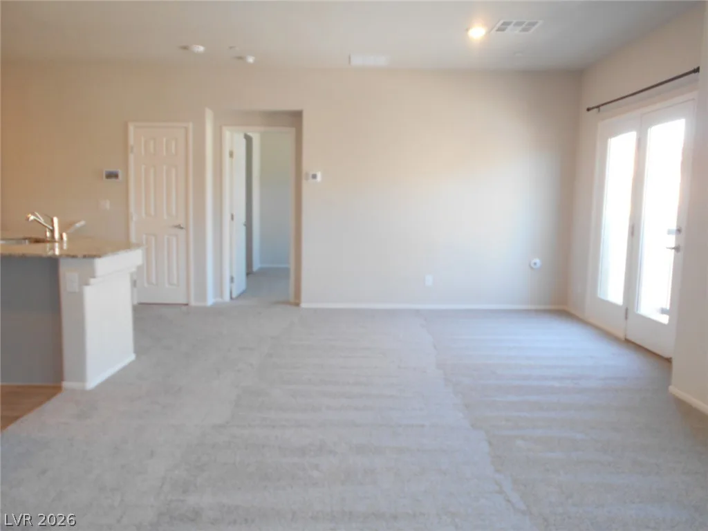 4655 Moonbow Avenue 101 — photo 4