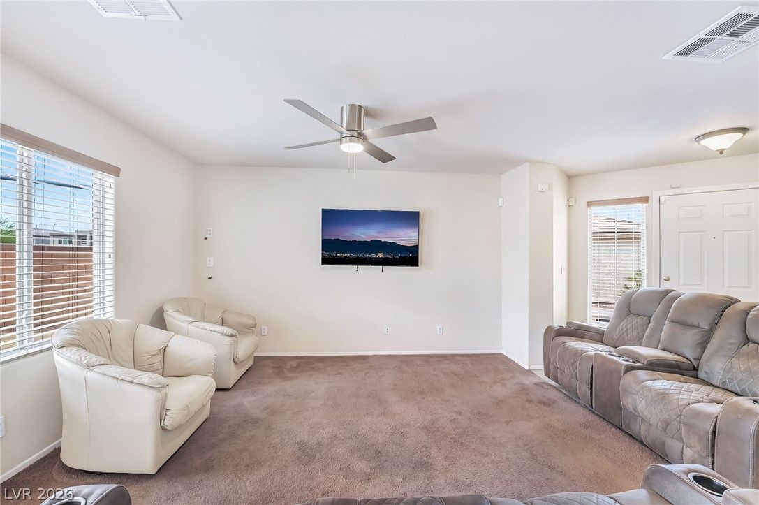 1129 Autumn Blossom Street — photo 5