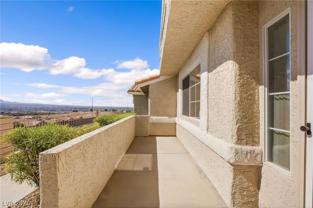2176 Camel Mesa Drive — photo 5