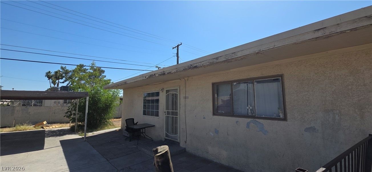 2205 East Webb Avenue — photo 5 of 7