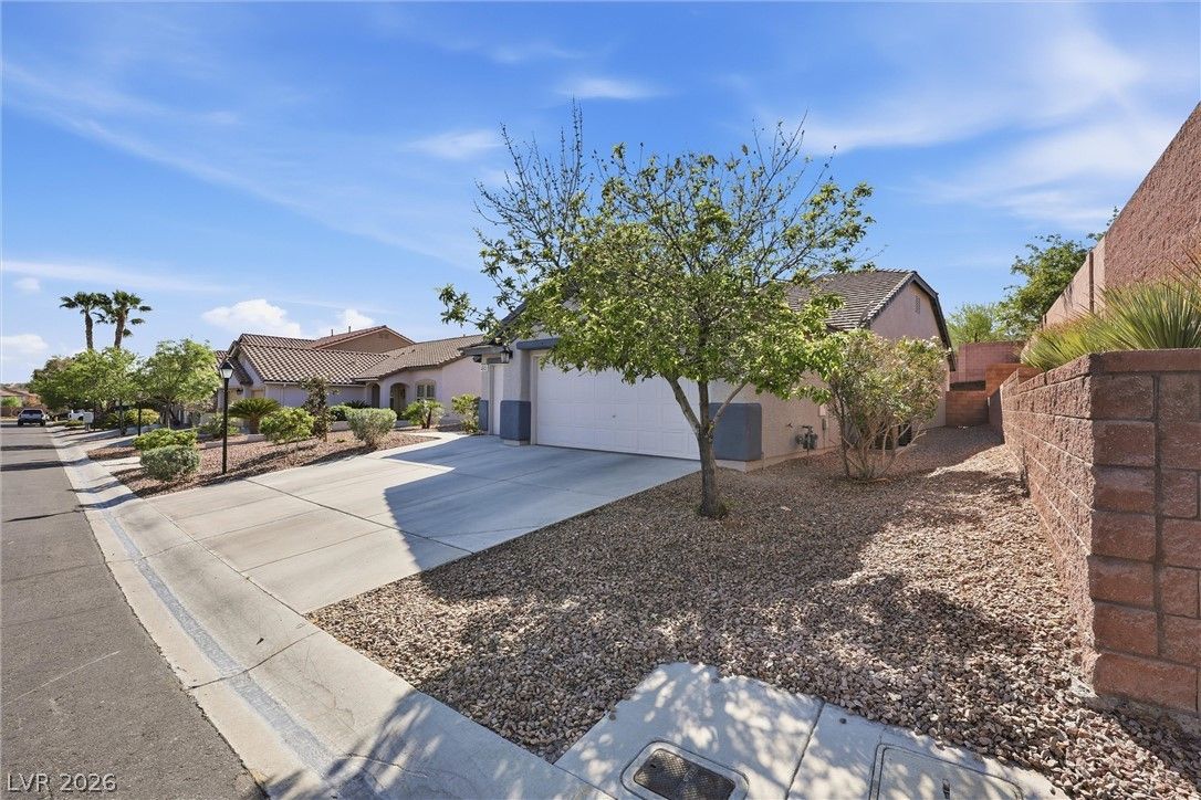 4045 Laurel Flat Court — photo 4