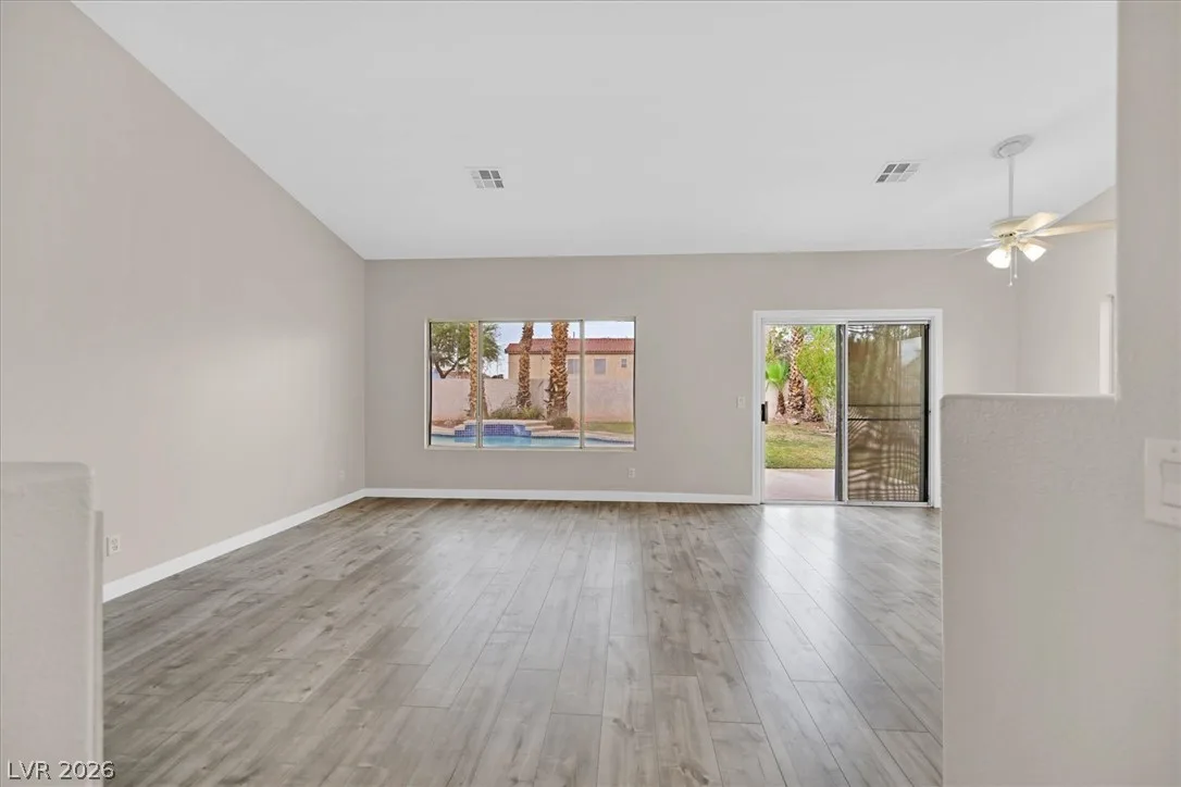 8432 Mosport Street — photo 5 of 27