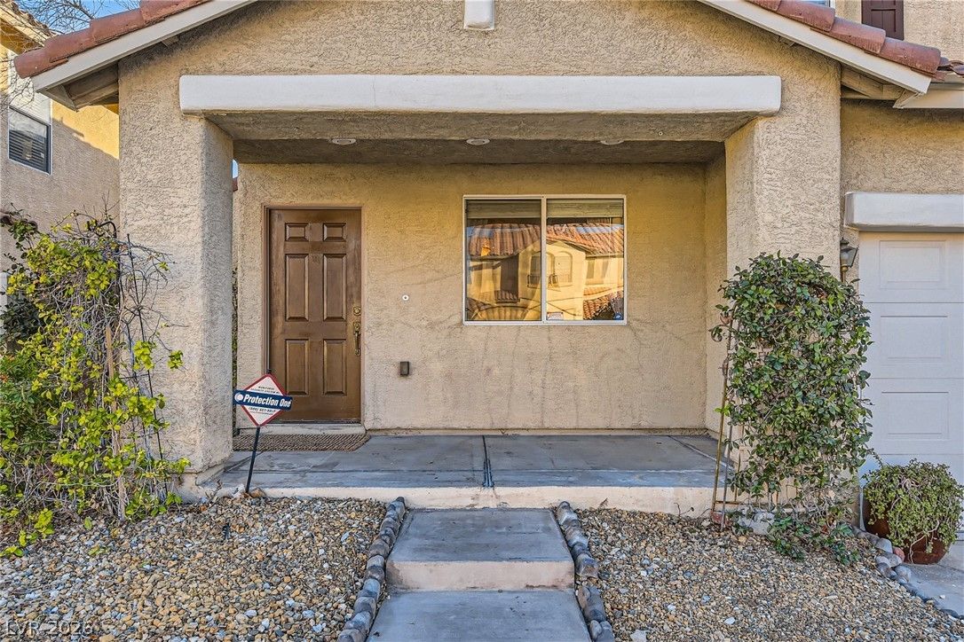 9379 Malaya Garnet Court — photo 4