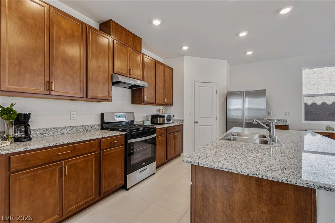 10034 Sir Atlas Court — photo 2