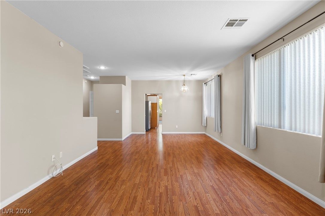 10900 Calistoga Springs Court — photo 5 of 24