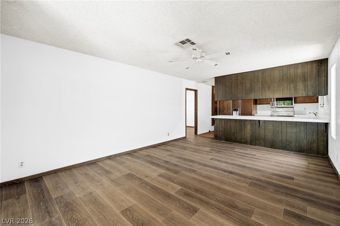 3596 Casey Drive — photo 4