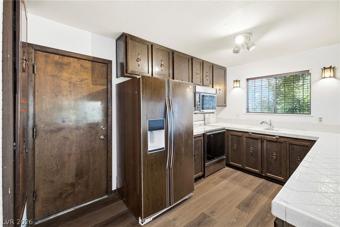 3596 Casey Drive — photo 5