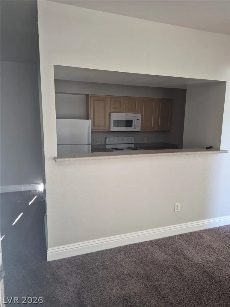 6955 North Durango Drive 2030 — photo 3