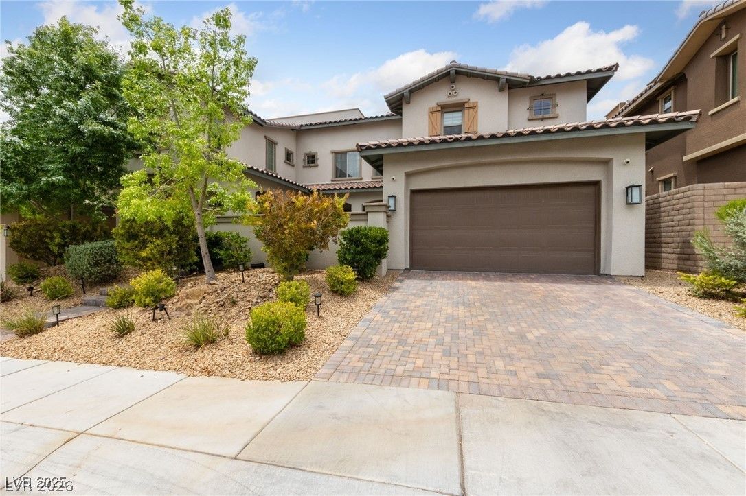 367 Pollino Peaks Street — photo 3