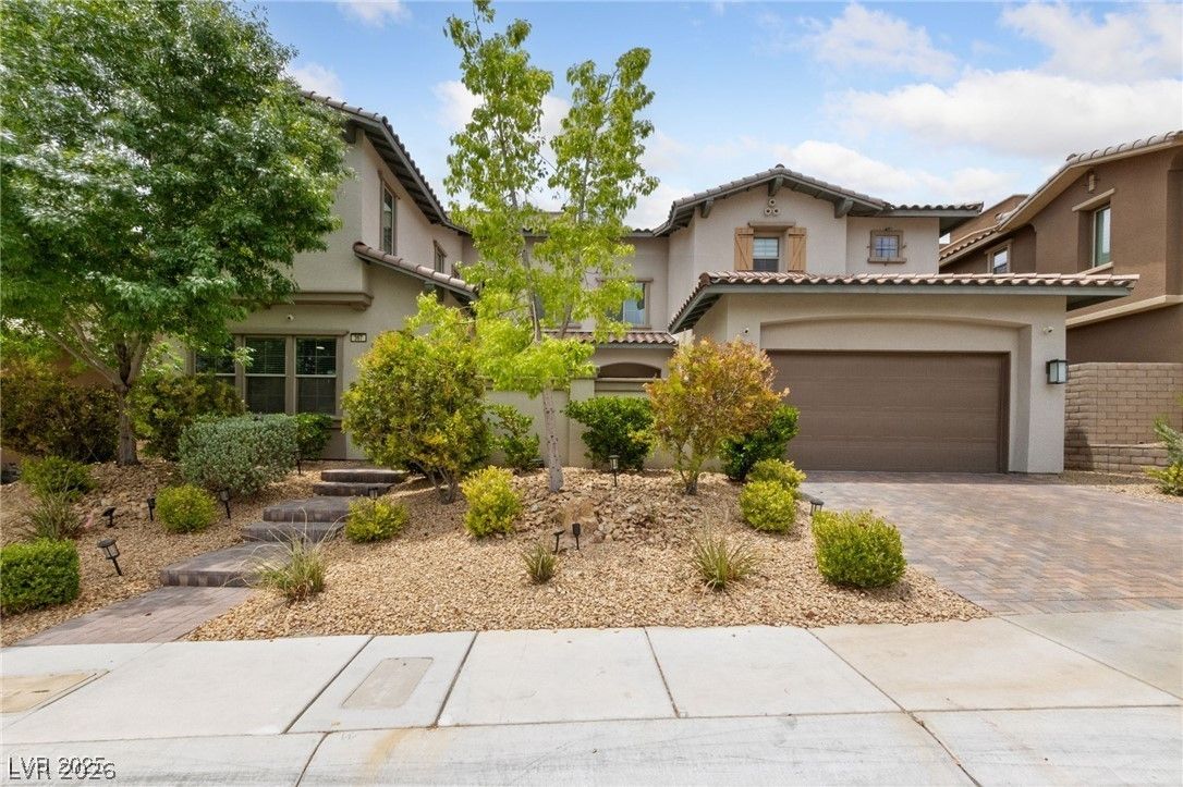 367 Pollino Peaks Street — photo 4