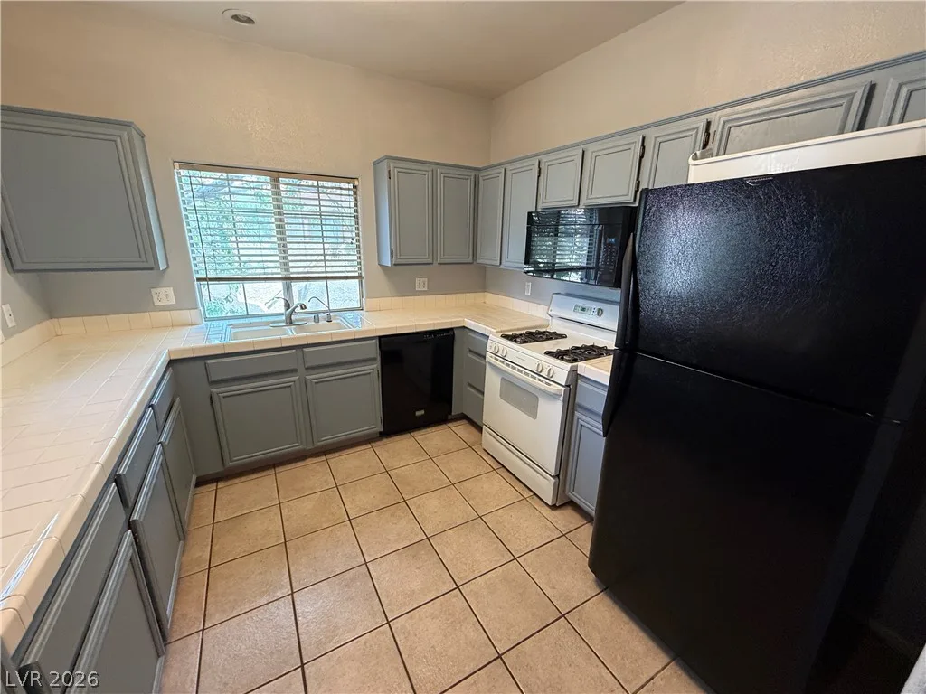 1851 Hillpointe Road 1822 — photo 3