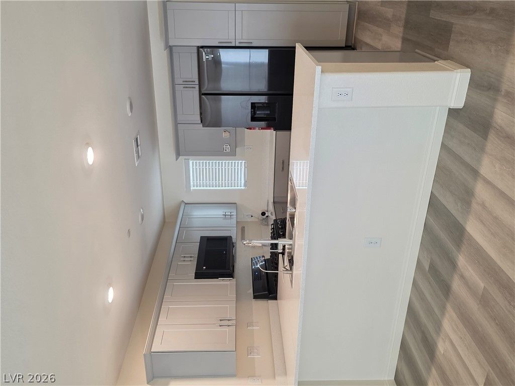 3740 Brilliant Sunset Street — photo 5