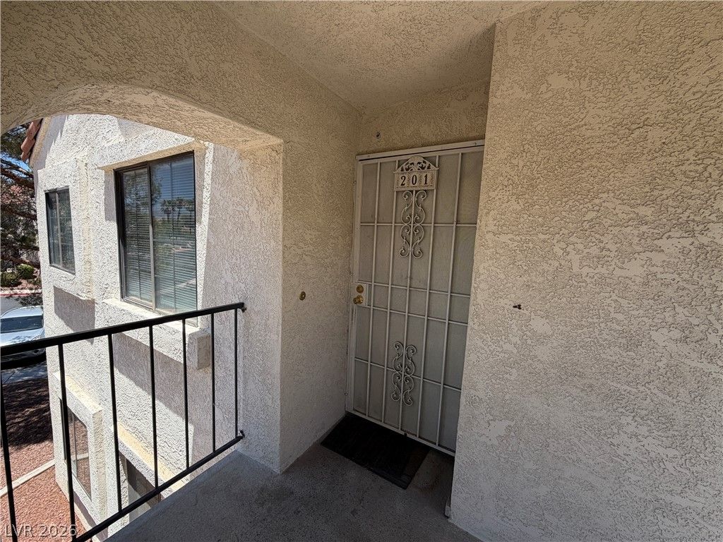 4848 Nara Vista Way 201 — photo 2 of 18