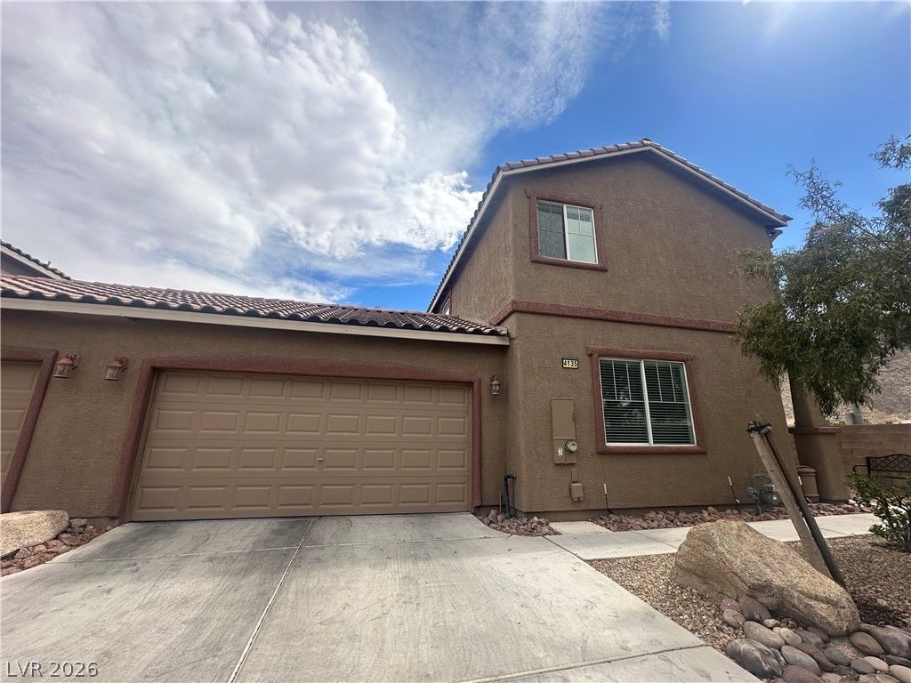 4135 Sparrow Rock Street — photo 1